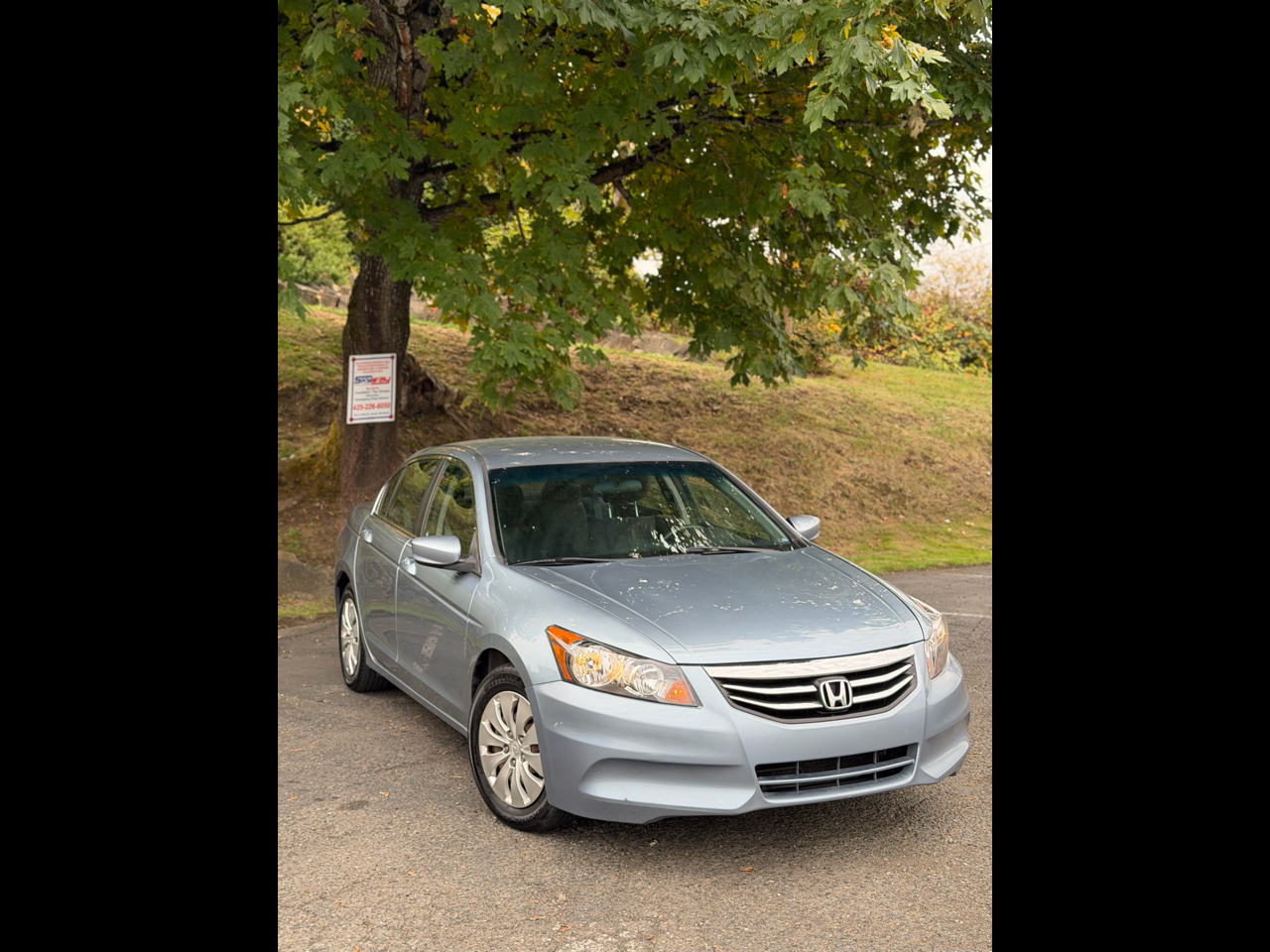 Honda Accord LX sedan AT 2011