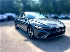 2024 Hyundai Elantra 