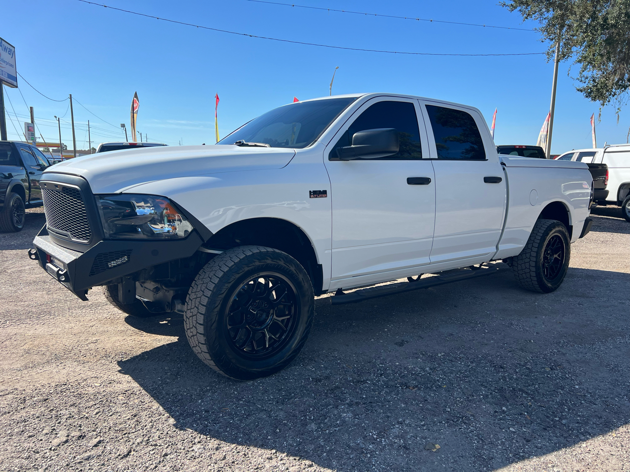 RAM 1500 Classic Tradesman Crew Cab LWB 4WD 2019