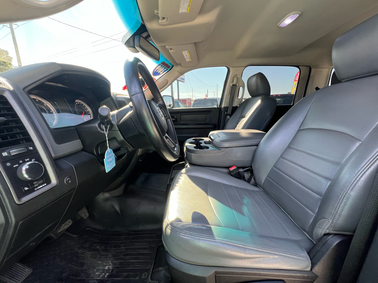 RAM 1500 Classic Tradesman Crew Cab LWB 4WD 2019