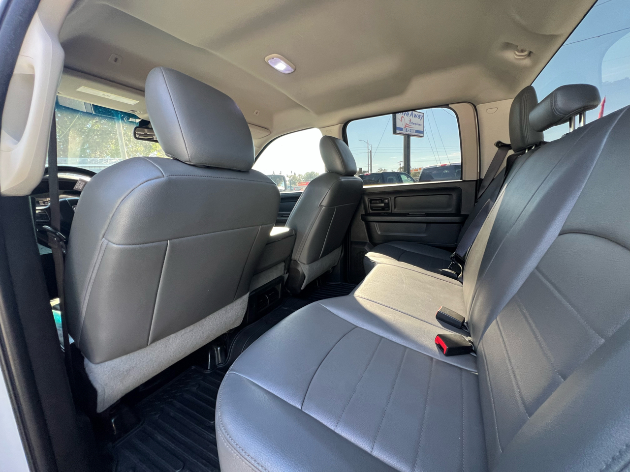 RAM 1500 Classic Tradesman Crew Cab LWB 4WD 2019