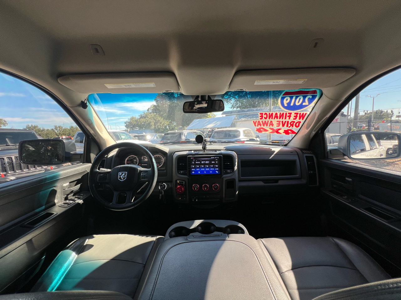 RAM 1500 Classic Tradesman Crew Cab LWB 4WD 2019