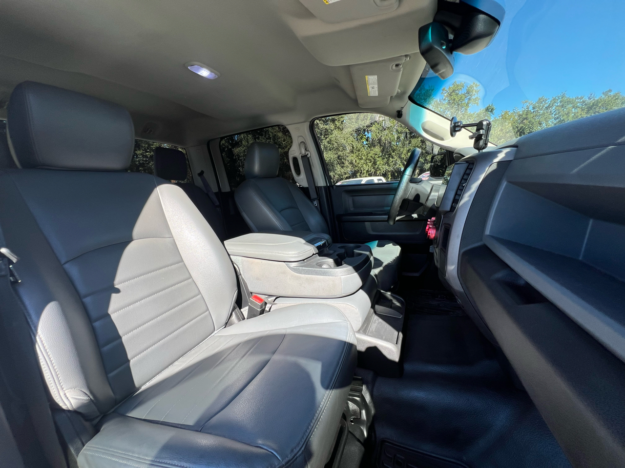 RAM 1500 Classic Tradesman Crew Cab LWB 4WD 2019