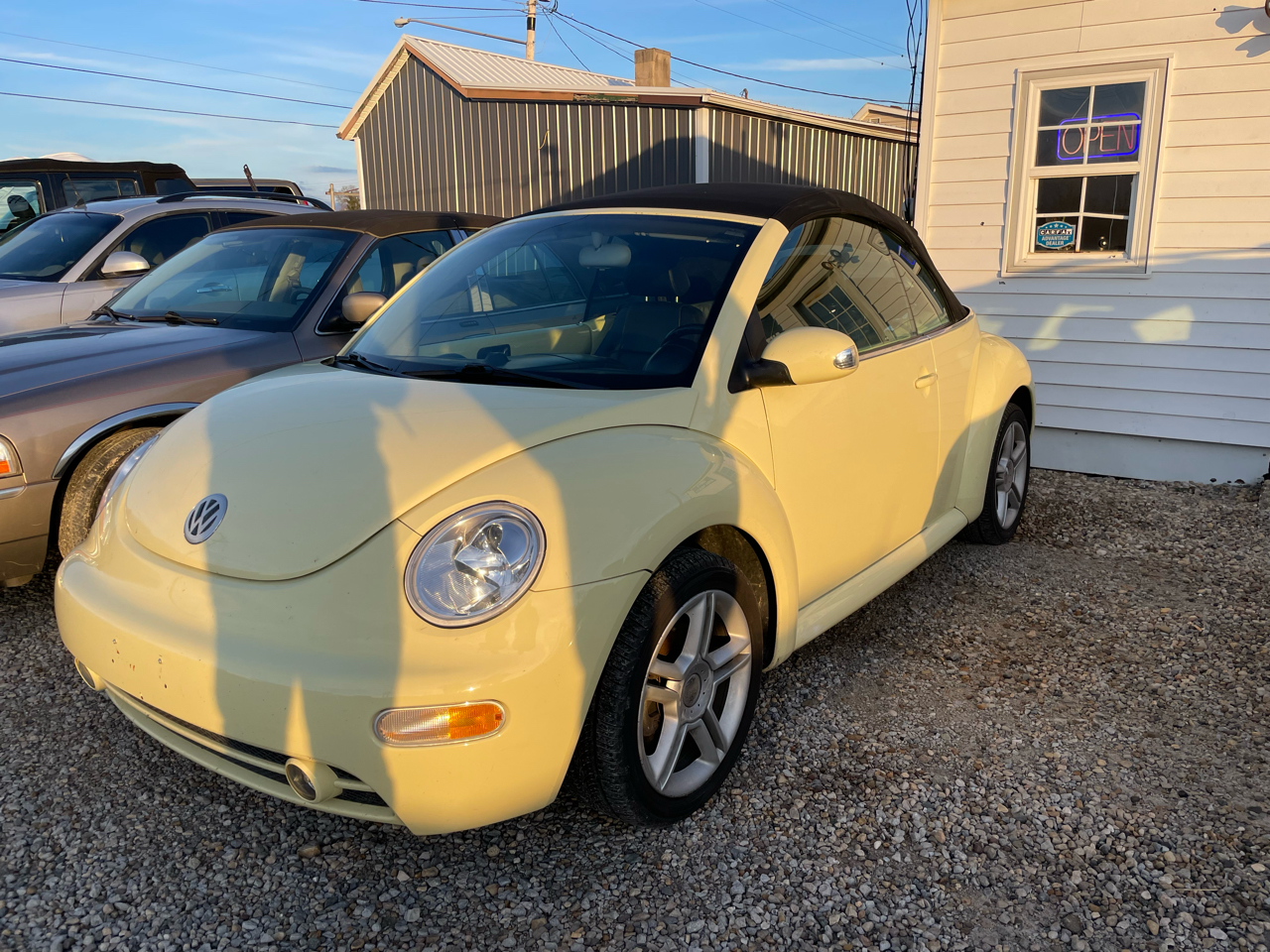 2005 Volkswagen New Beetle GLS's photo
