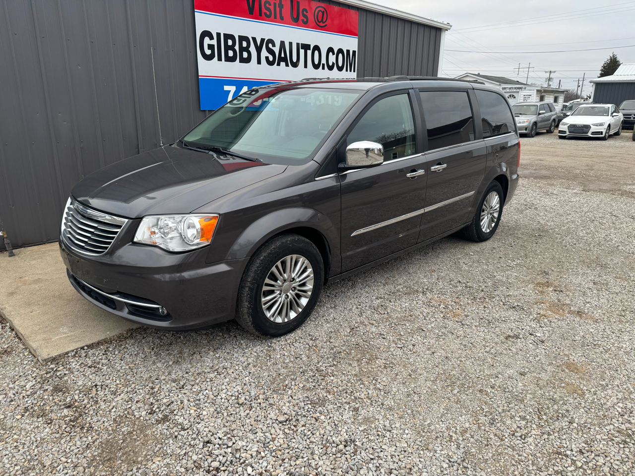 2015 Chrysler Town & Country TOURING L