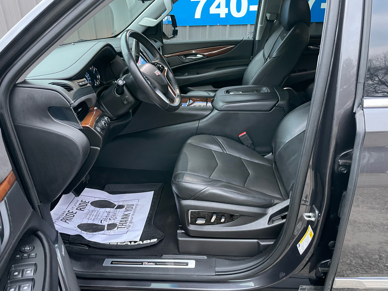 Cadillac Escalade  2017