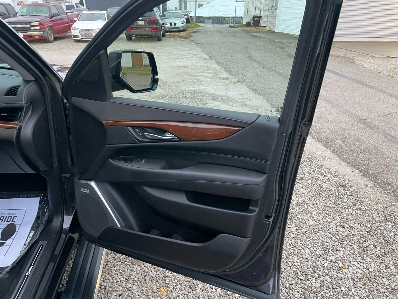 Cadillac Escalade  2017