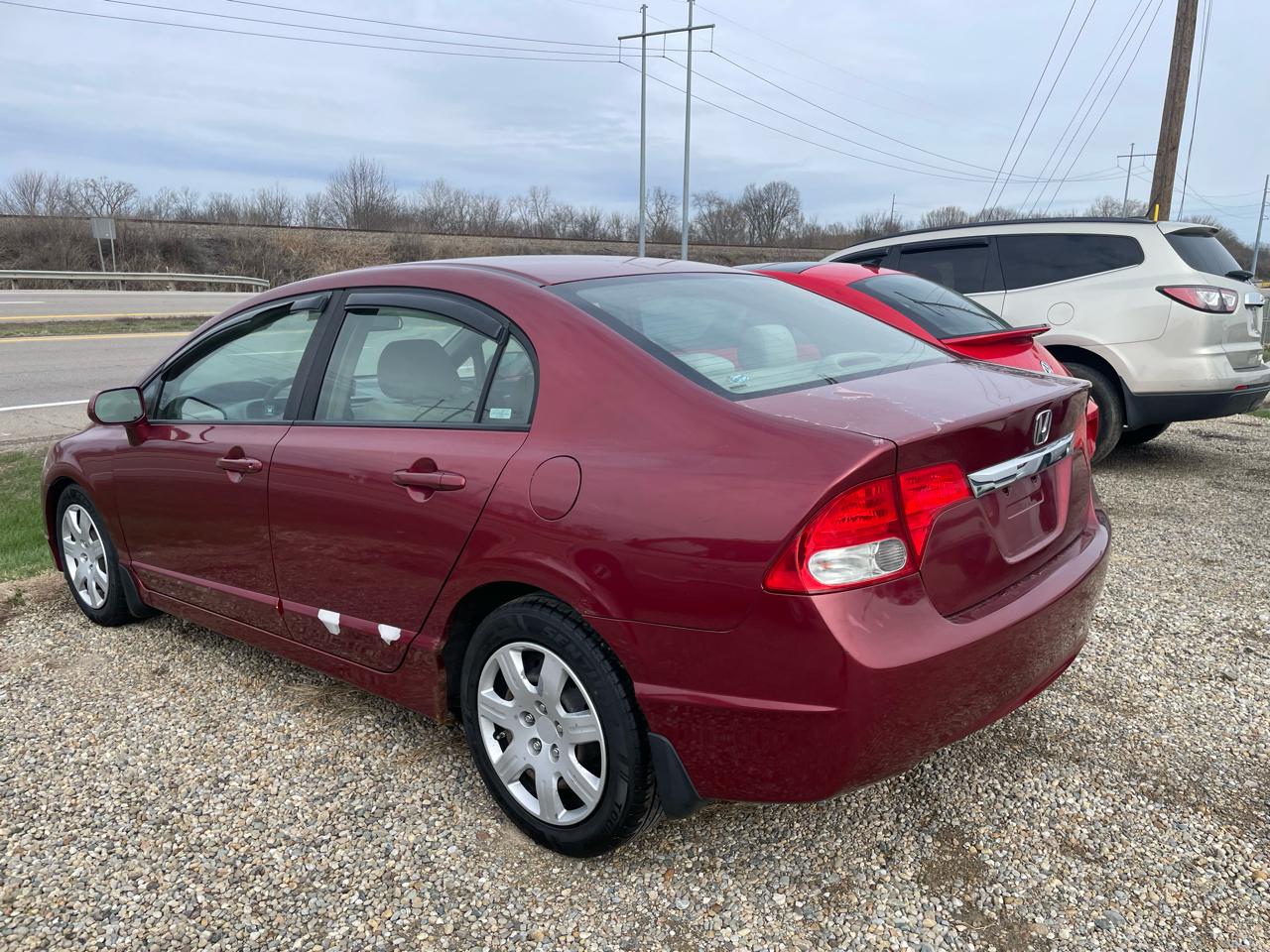 Honda Civic LX Sedan 5-Speed AT 2009