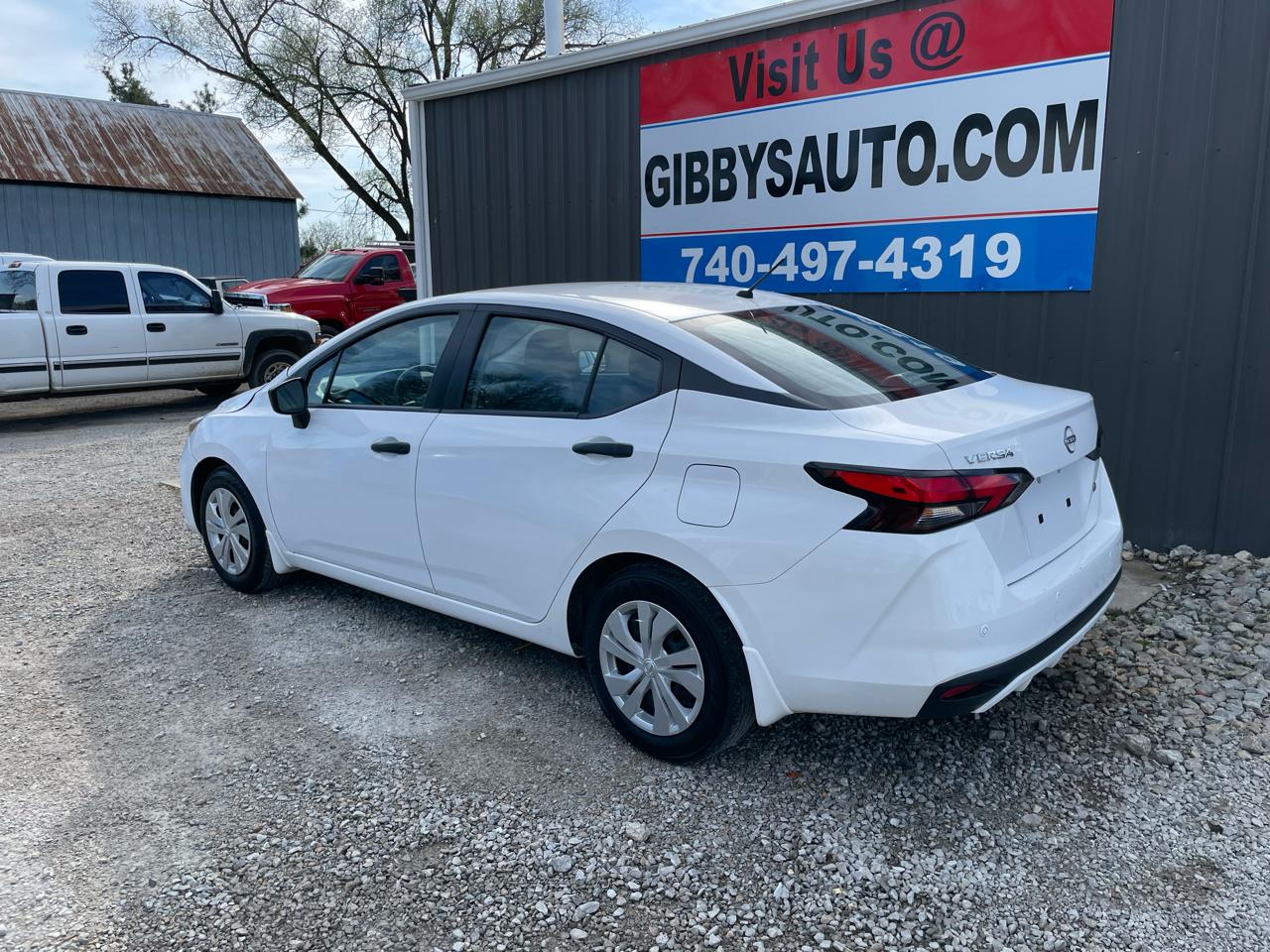 Nissan Versa  2024