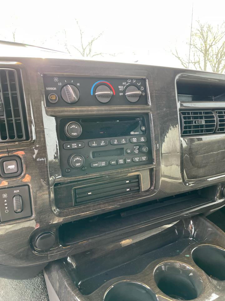 Chevrolet Express  2003