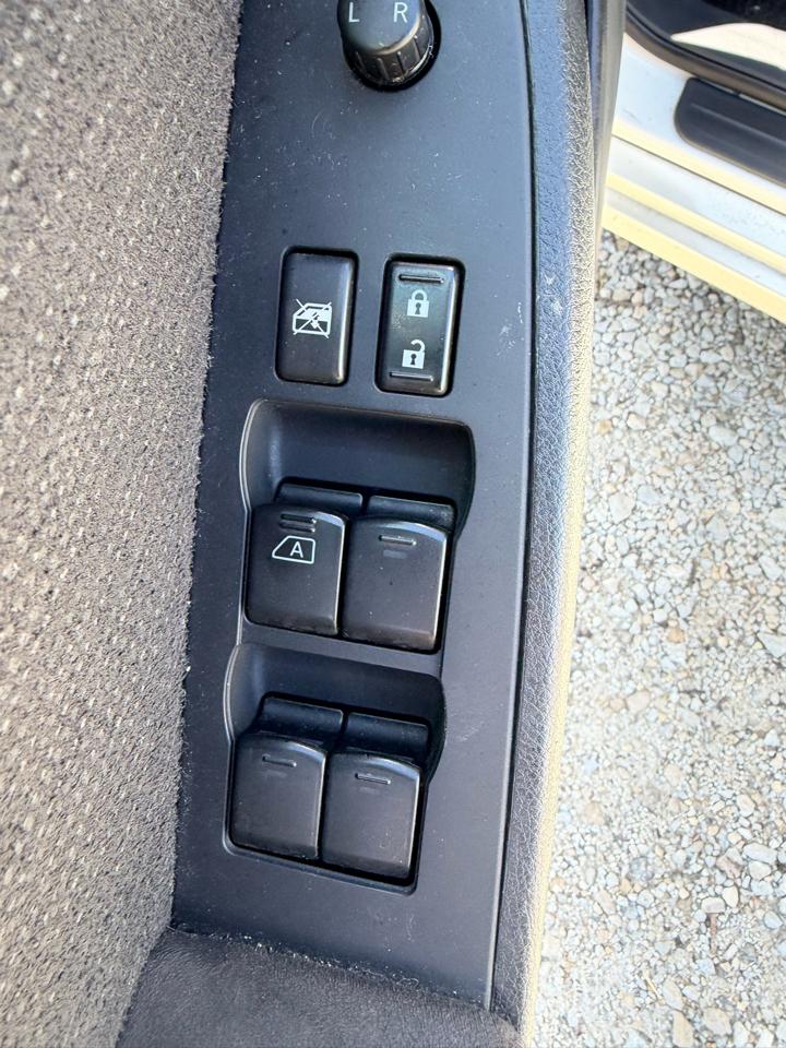 Nissan Altima Base 2011