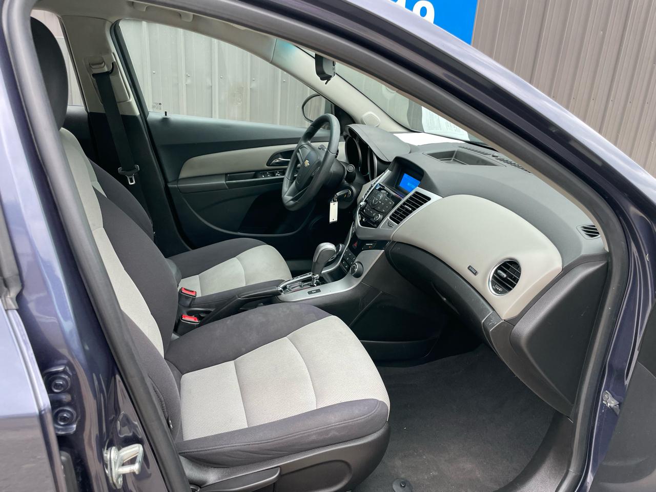 Chevrolet Cruze  2013