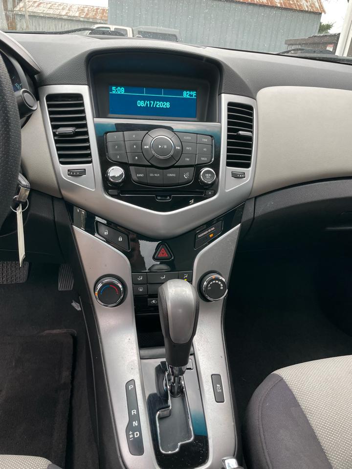 Chevrolet Cruze  2013