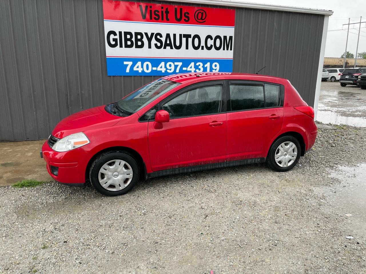 2010 Nissan Versa 1.8 S Auto's photo