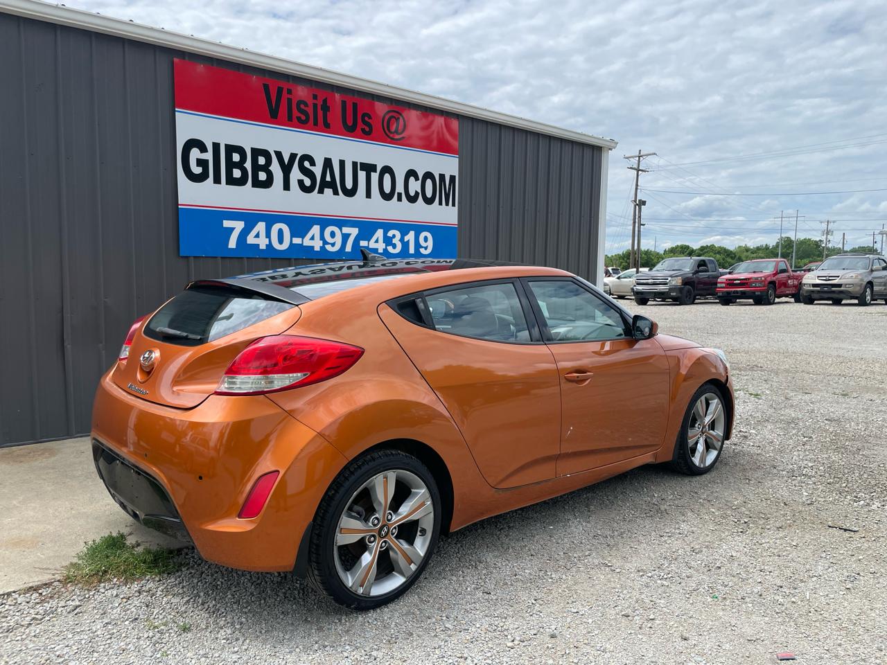 Hyundai Veloster  2013
