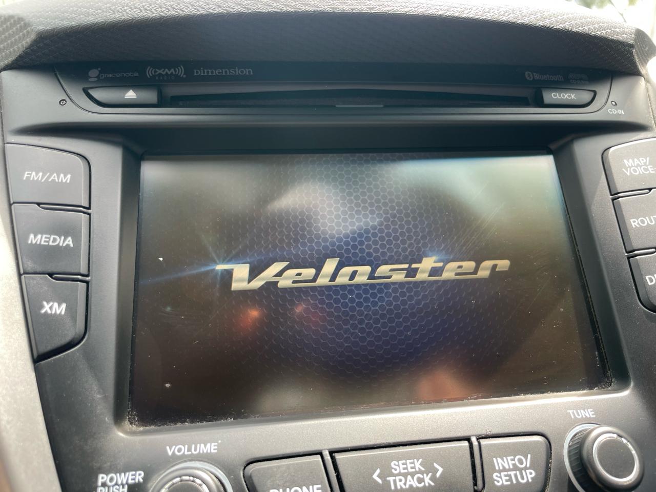 Hyundai Veloster  2013