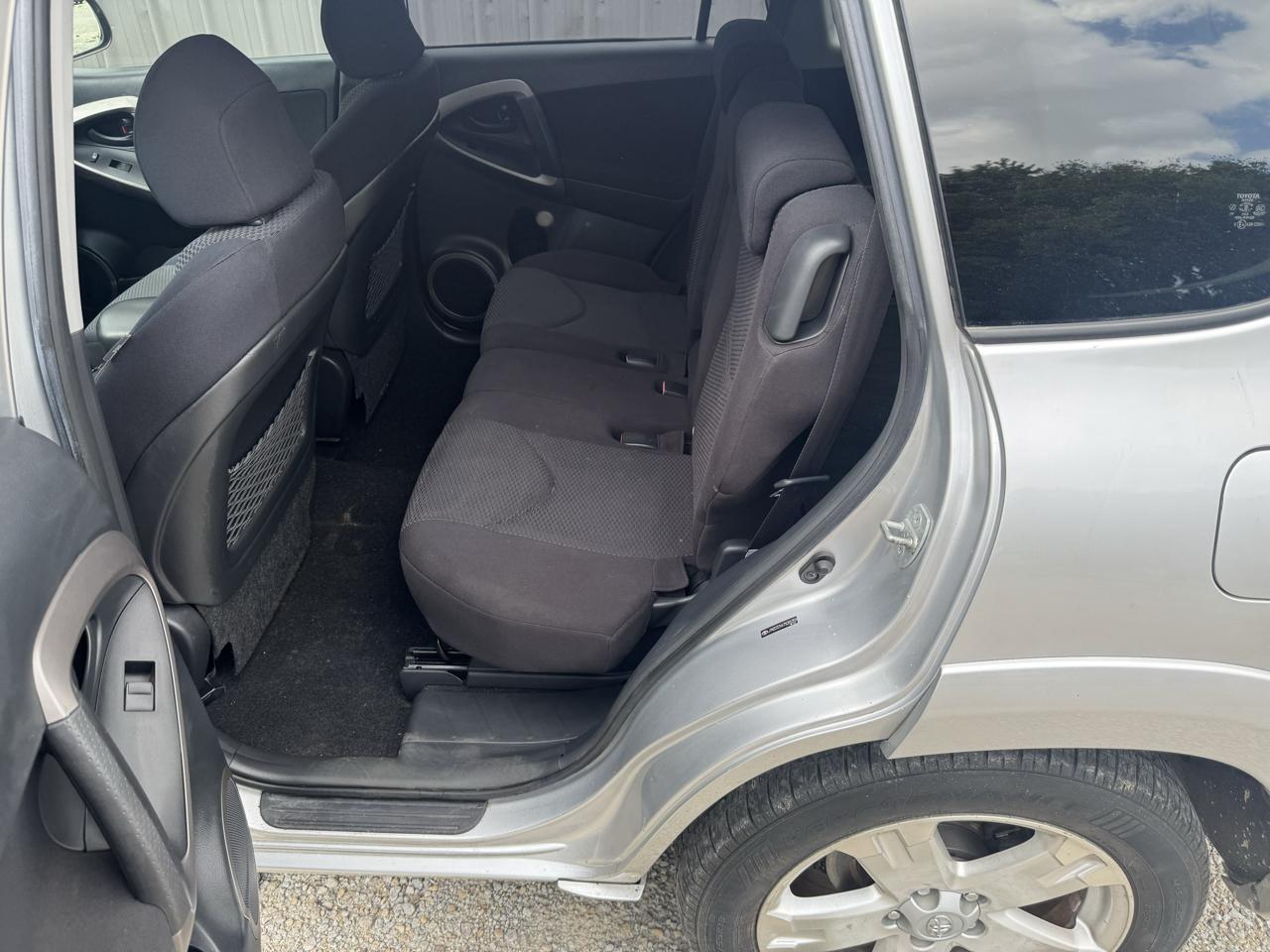 Toyota RAV4  2007