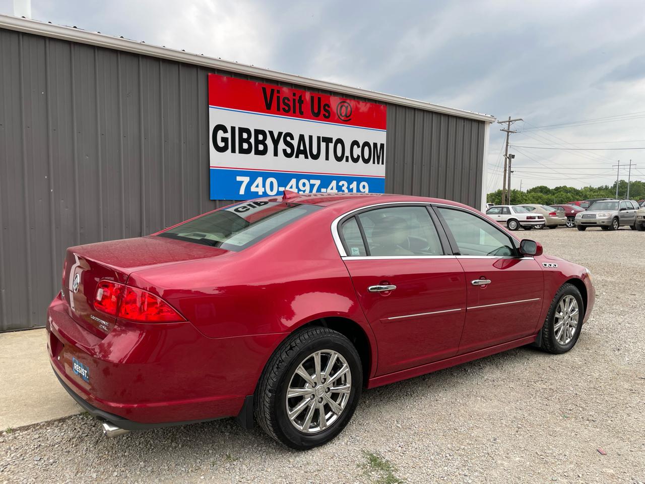 Buick Lucerne CXL 2011