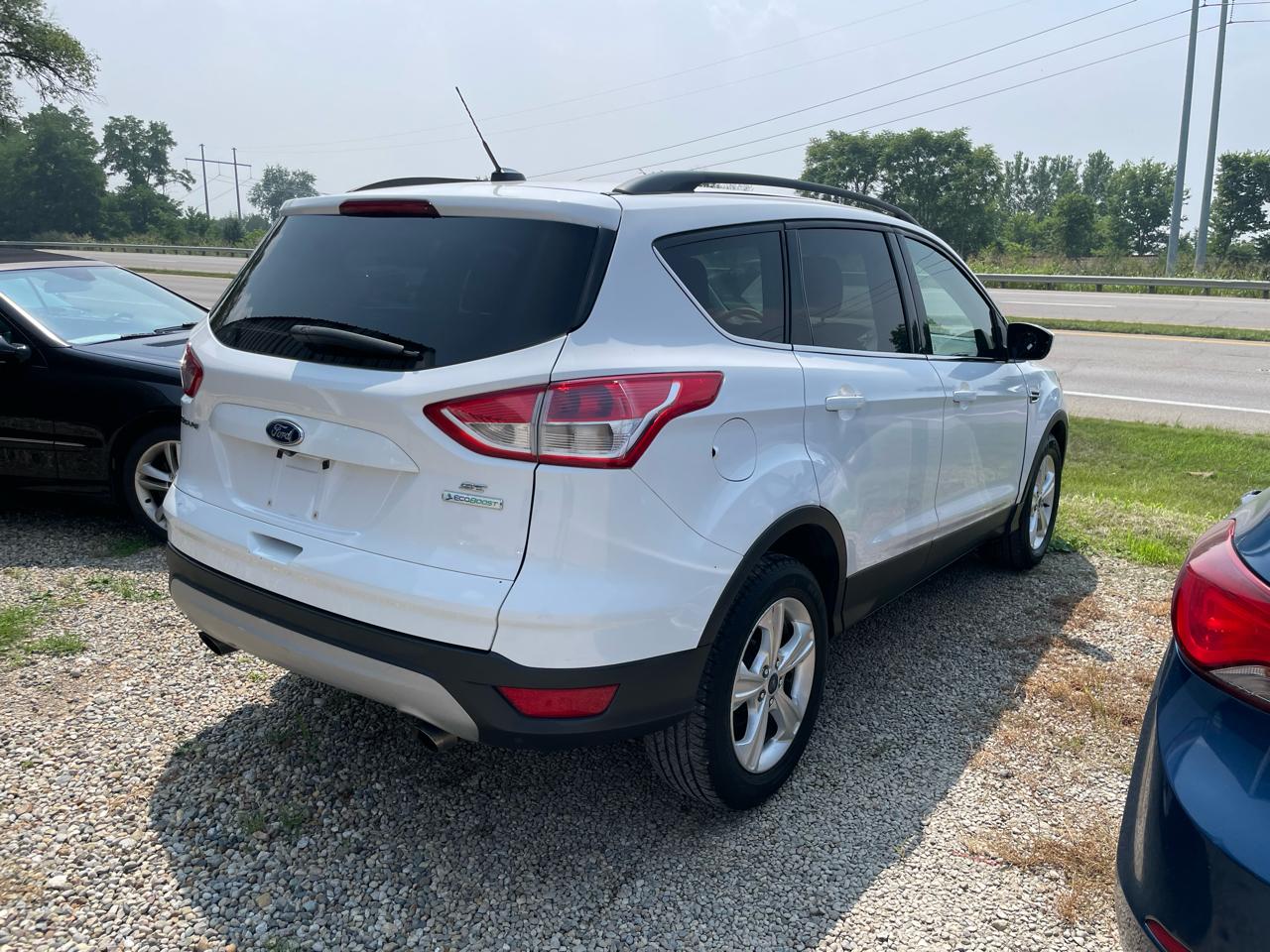 Ford Escape  2014