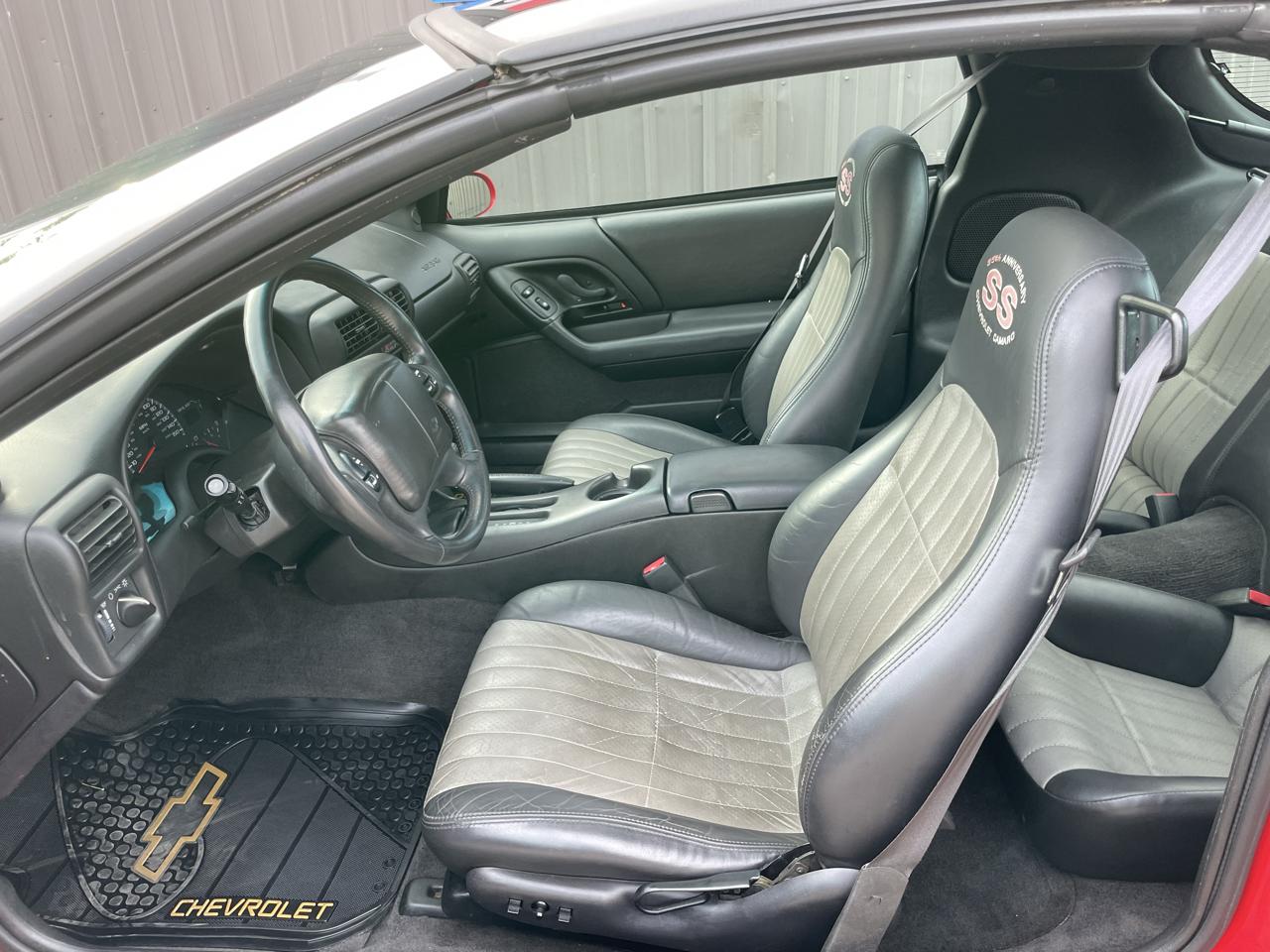 Chevrolet Camaro  2002