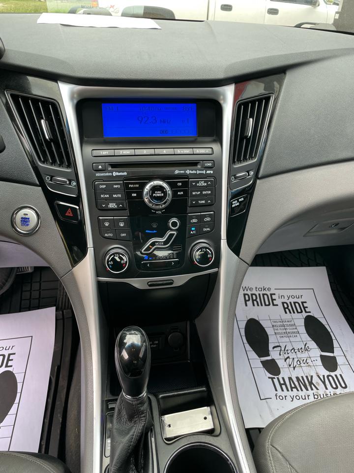 Hyundai Sonata  2011