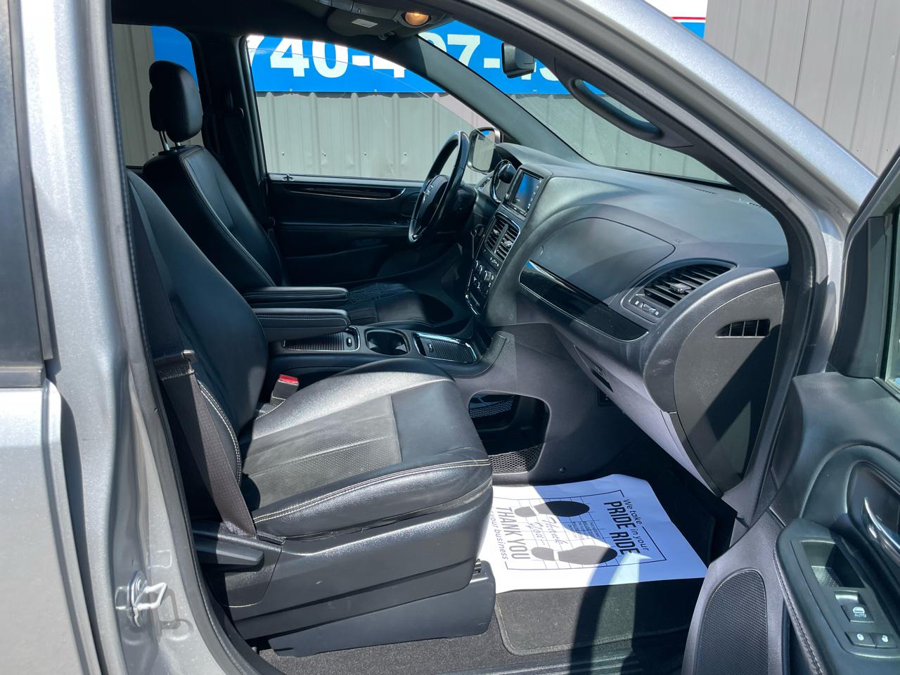 Dodge Grand Caravan  2016