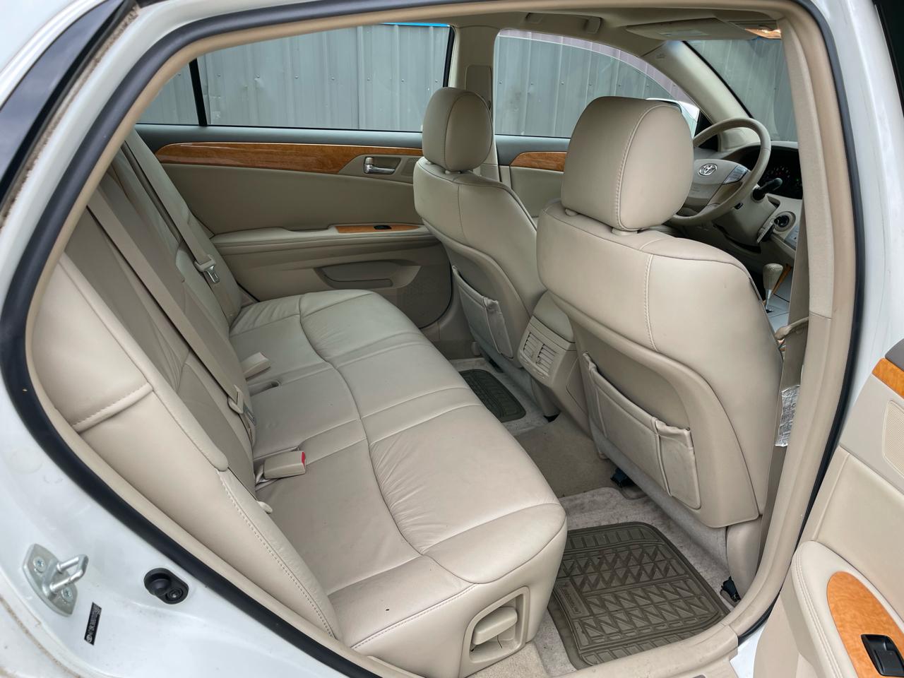 Toyota Avalon  2007