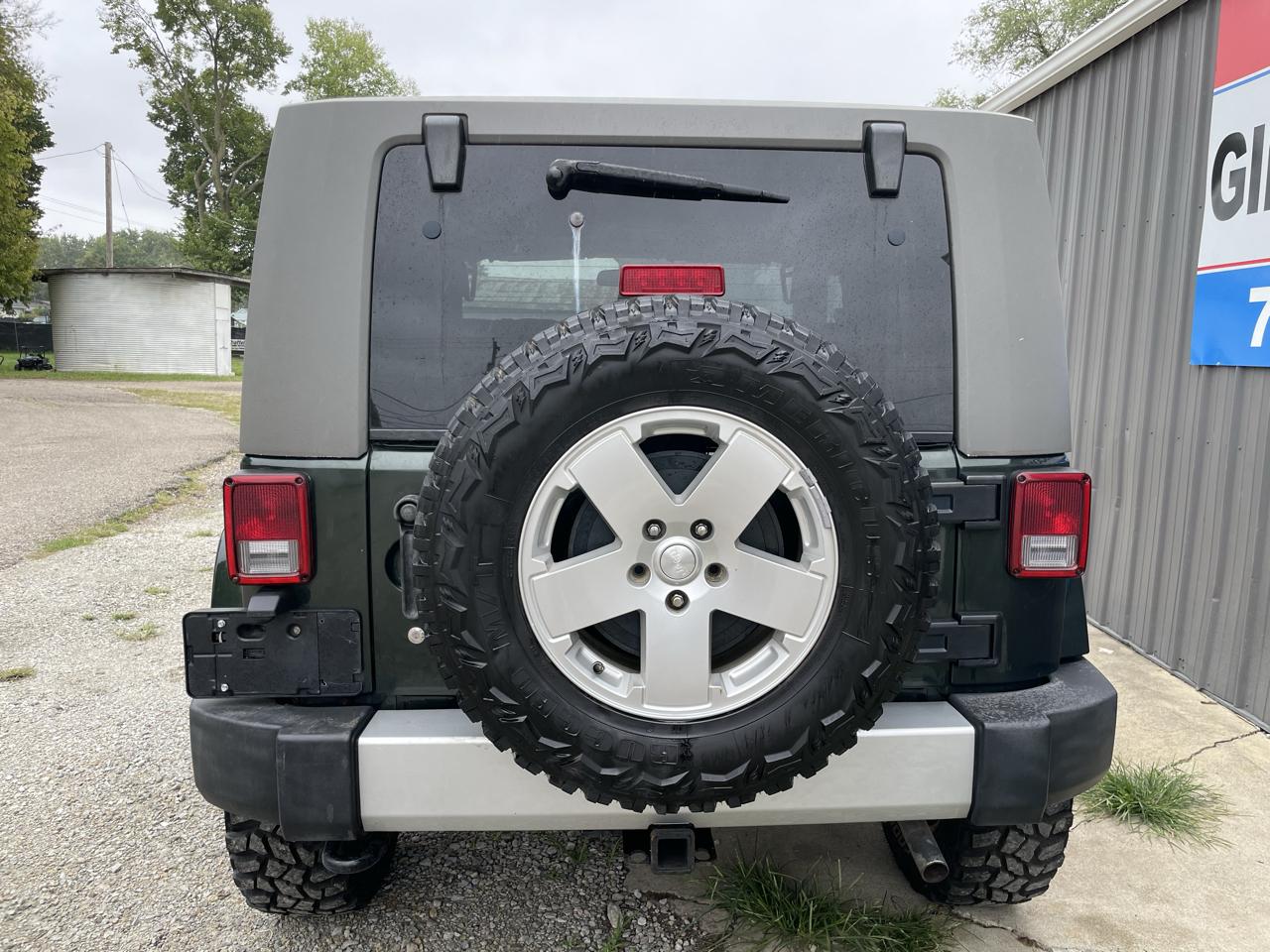 Jeep Wrangler Sahara 2010