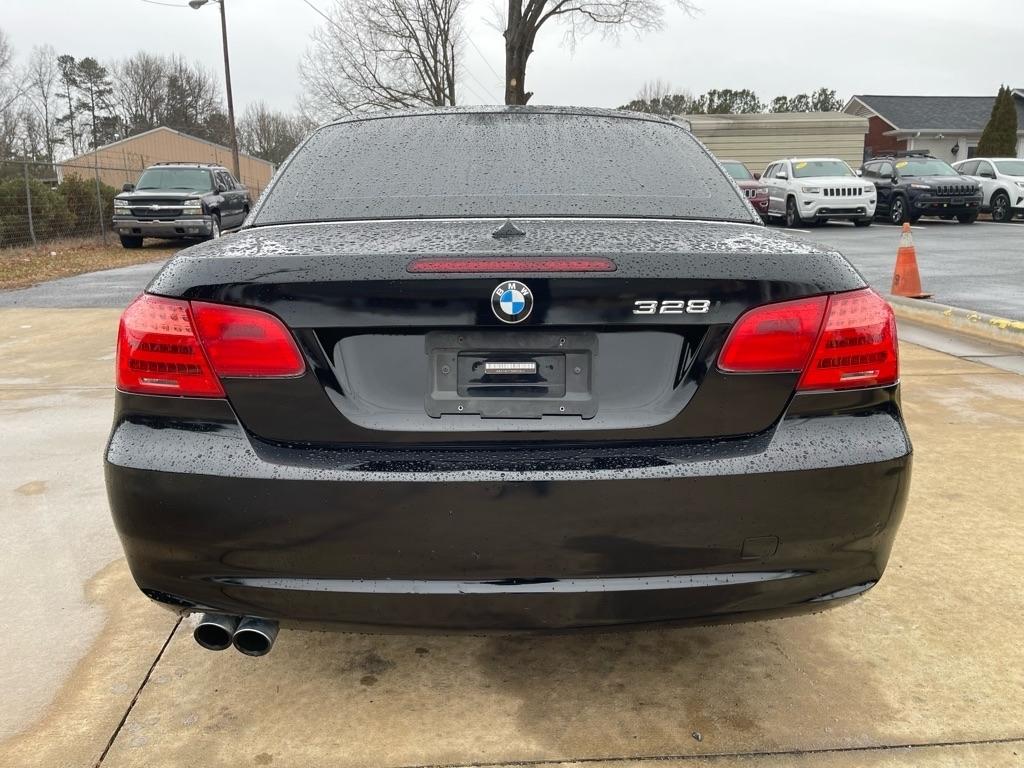 BMW 3-Series 328i Convertible 2011