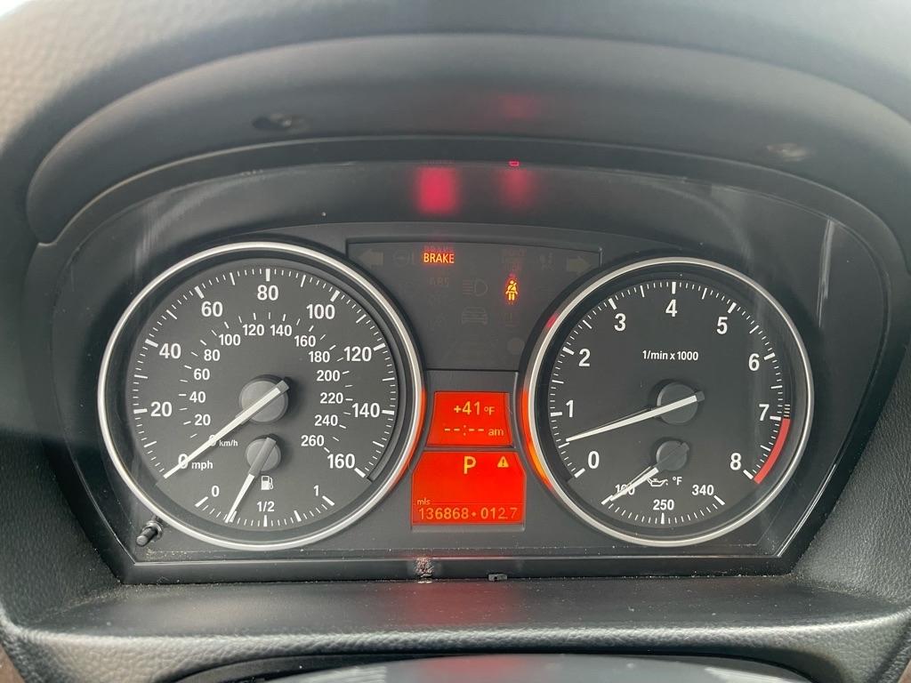 BMW 3-Series 328i Convertible 2011