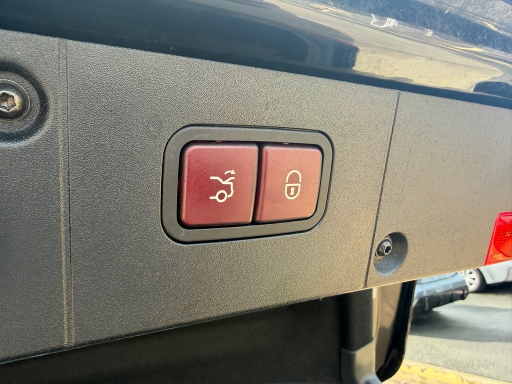 Mercedes-Benz S-Class S63 AMG 2008