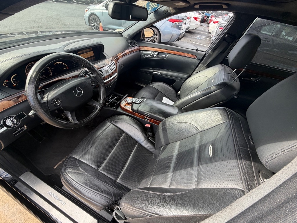 Mercedes-Benz S-Class S63 AMG 2008