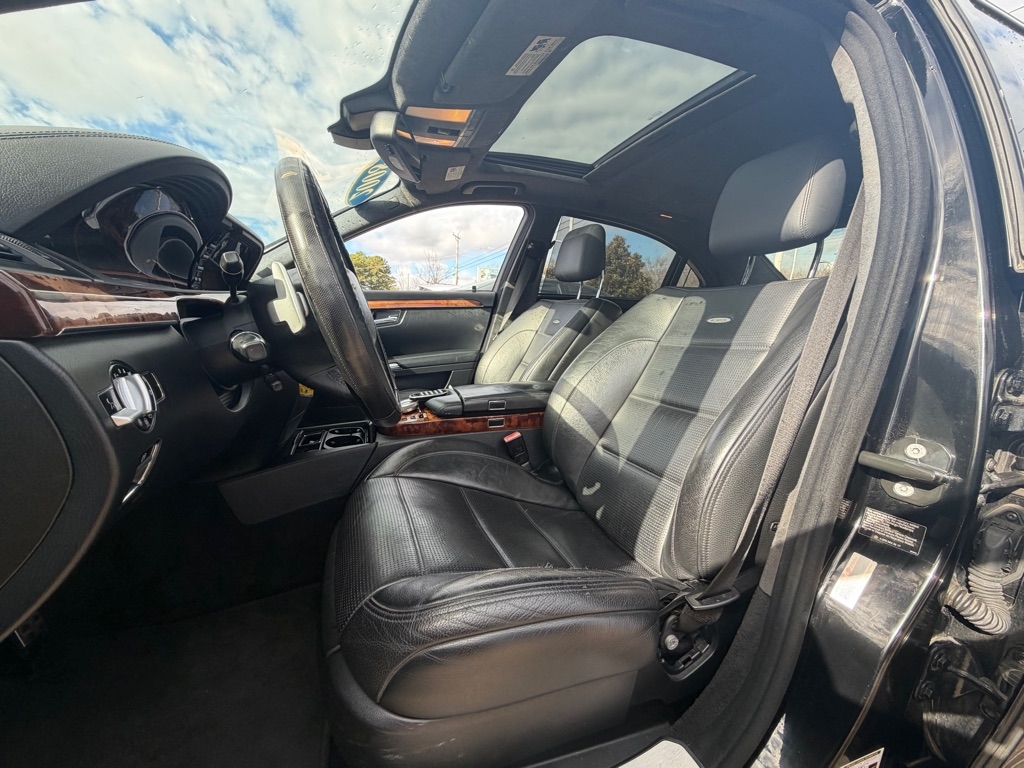 Mercedes-Benz S-Class S63 AMG 2008