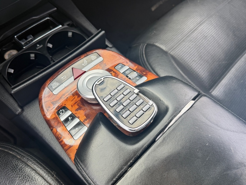 Mercedes-Benz S-Class S63 AMG 2008