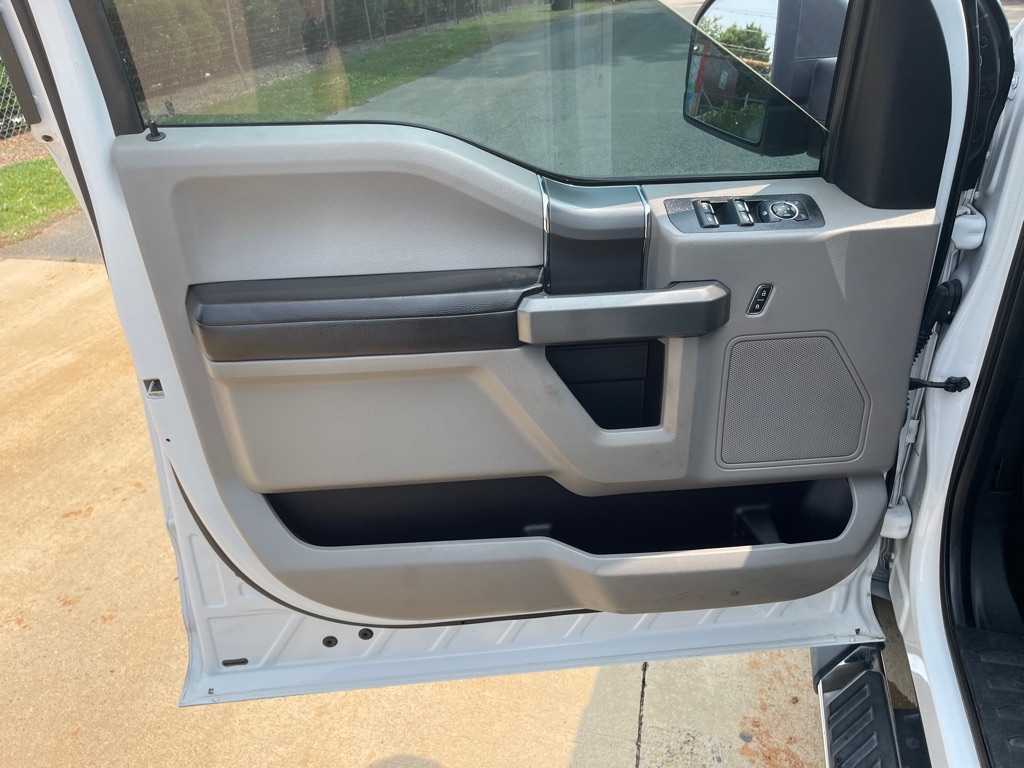 Ford F-150 XL SuperCrew 6.5-ft. Bed 4WD 2017