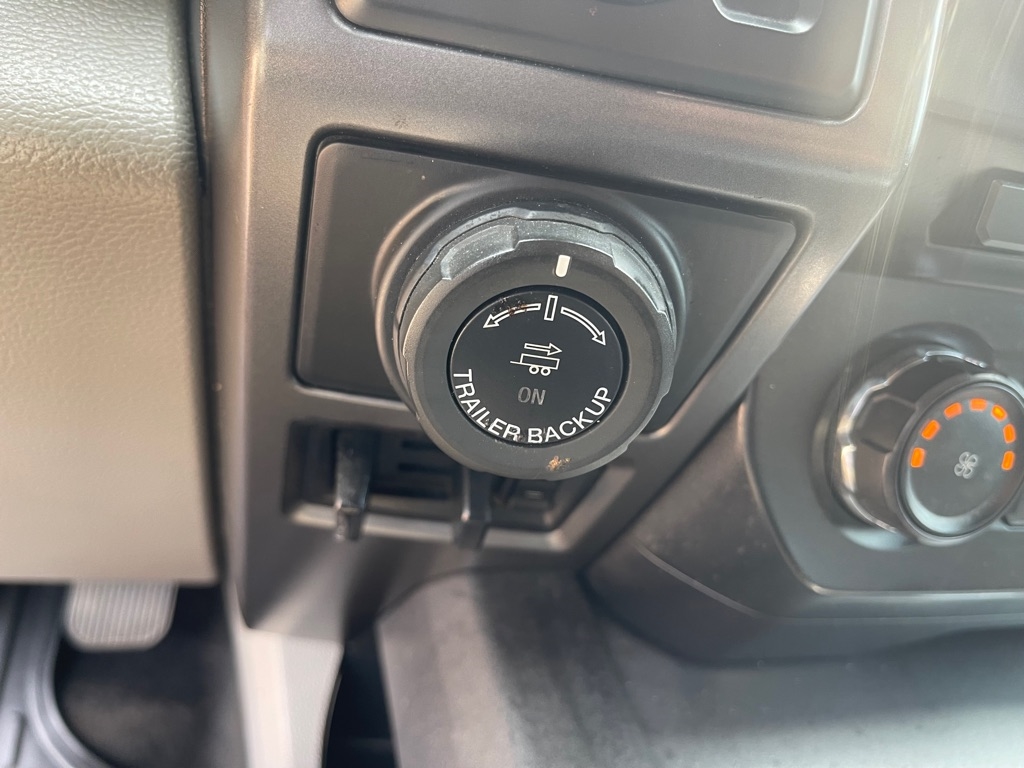 Ford F-150 XL SuperCrew 6.5-ft. Bed 4WD 2017