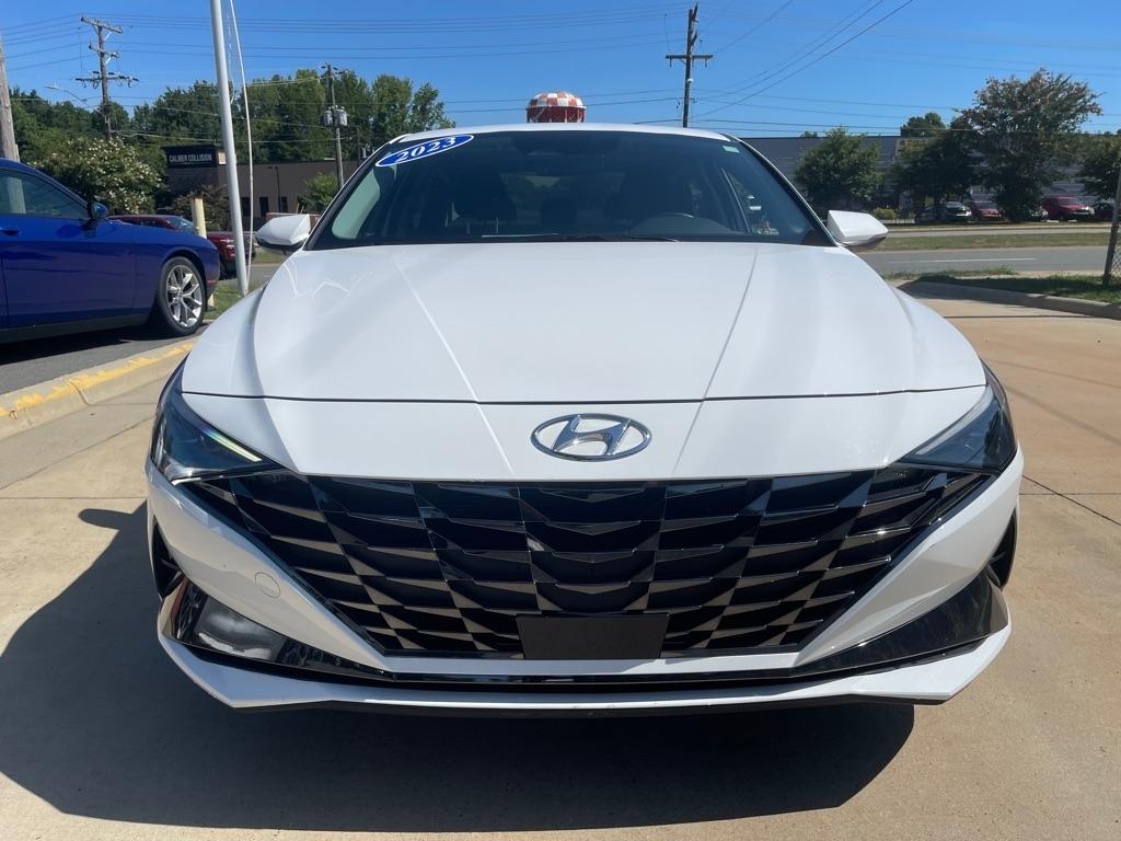 Hyundai Elantra Limited Hybrid 2023