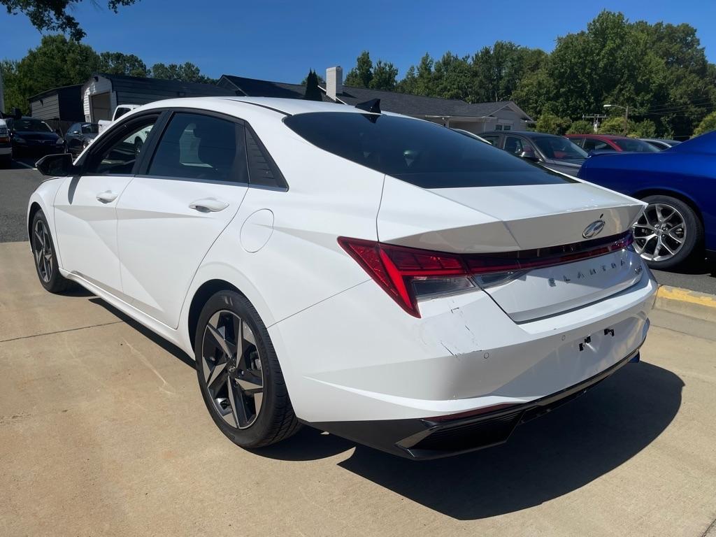 Hyundai Elantra Limited Hybrid 2023