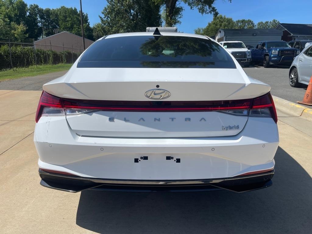 Hyundai Elantra Limited Hybrid 2023