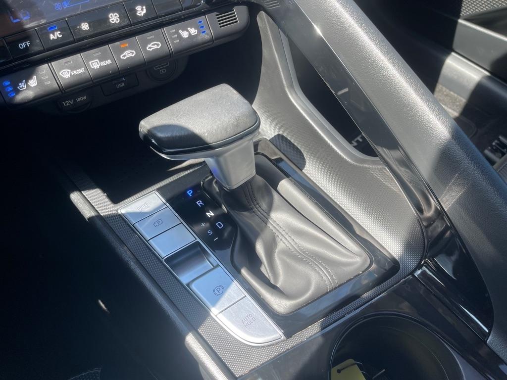 Hyundai Elantra Limited Hybrid 2023