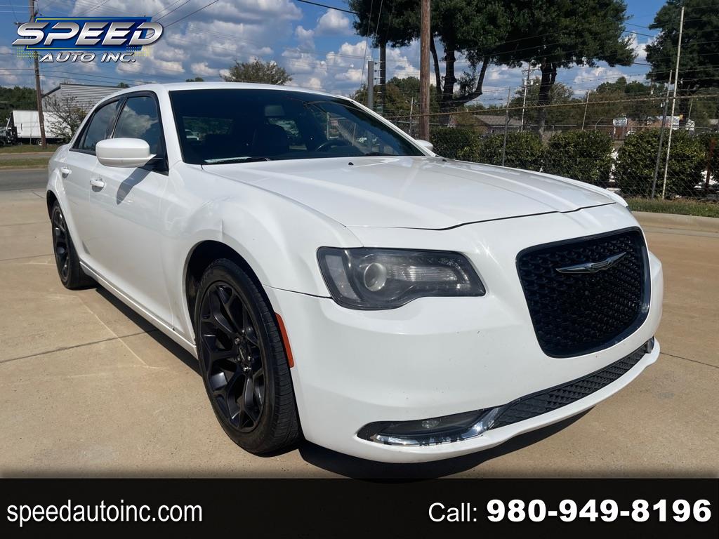 2019 Chrysler 300