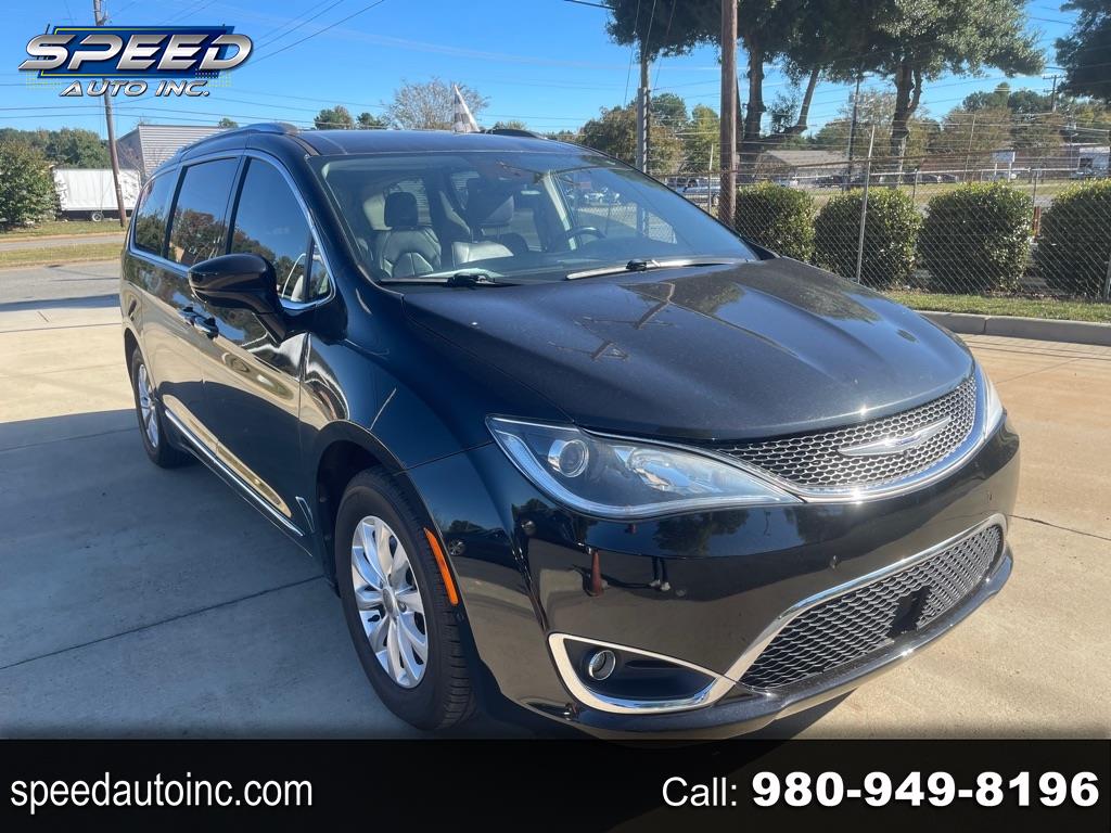 2019 Chrysler Pacifica Touring-L