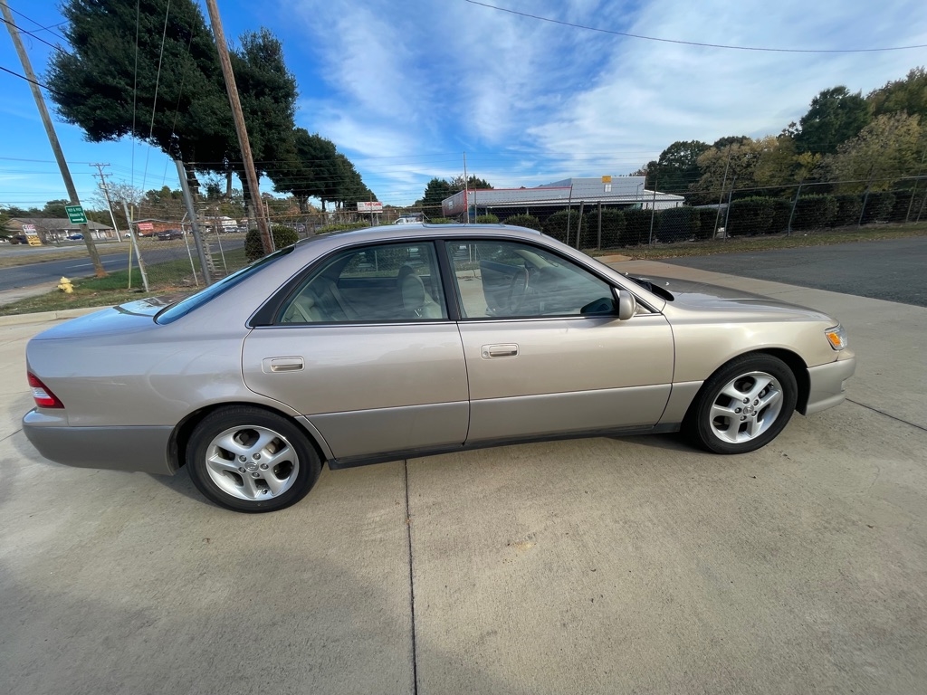 Lexus ES 300 Sedan 2001 Lexus ES 300 Sedan 2001