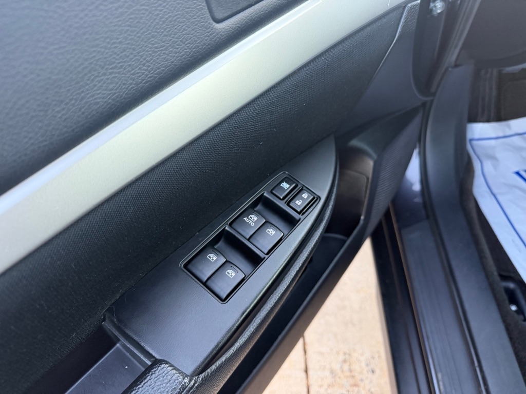 Subaru Outback 2.5i Premium 2013