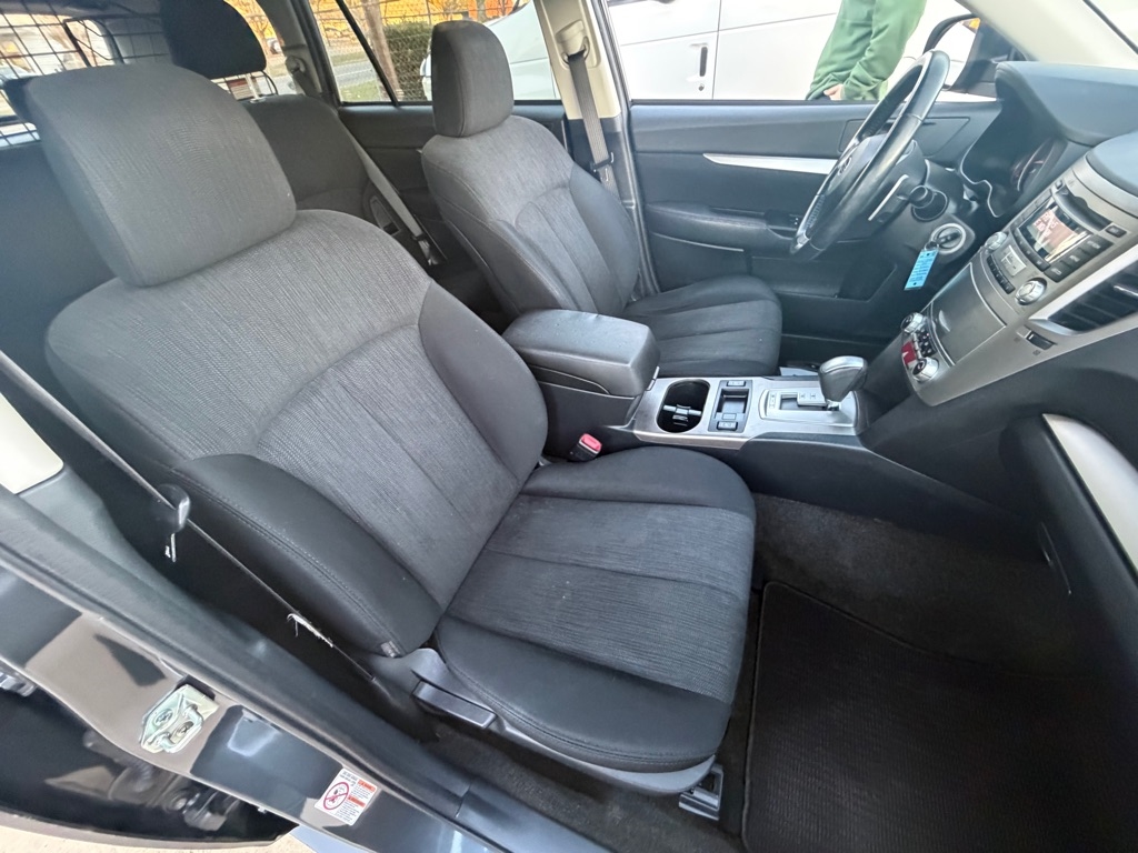 Subaru Outback 2.5i Premium 2013