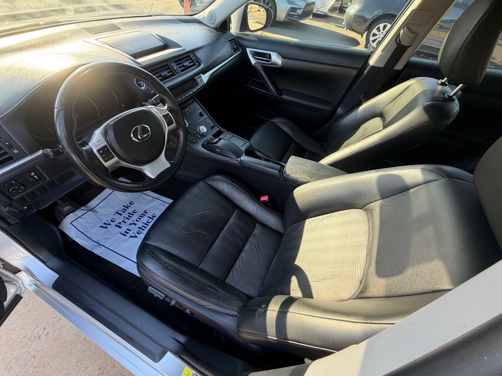 Lexus CT 200h Base 2013