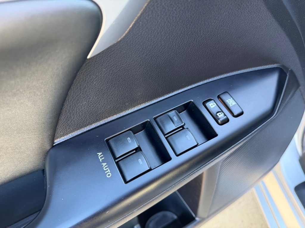 Lexus CT 200h Base 2013