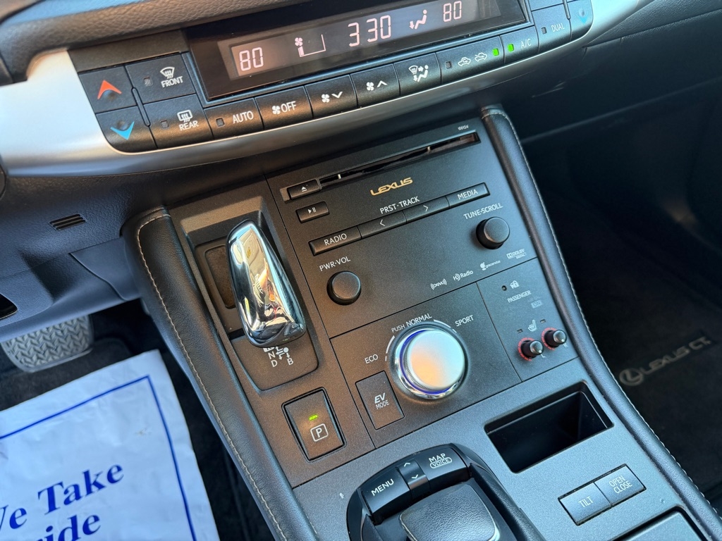 Lexus CT 200h Base 2013