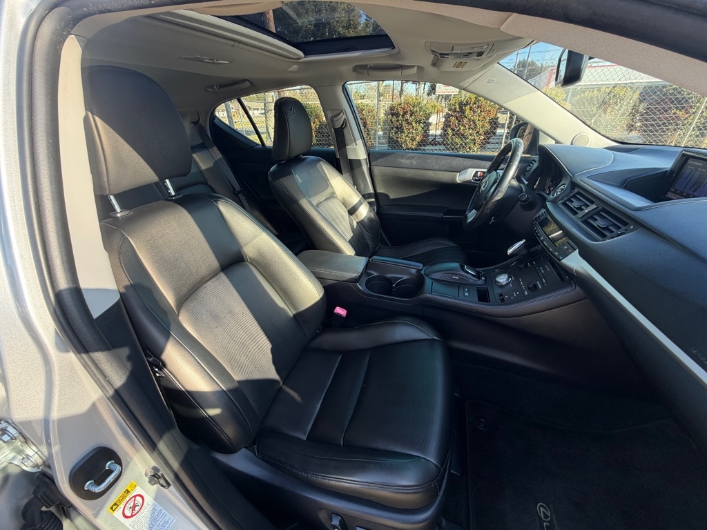 Lexus CT 200h Base 2013