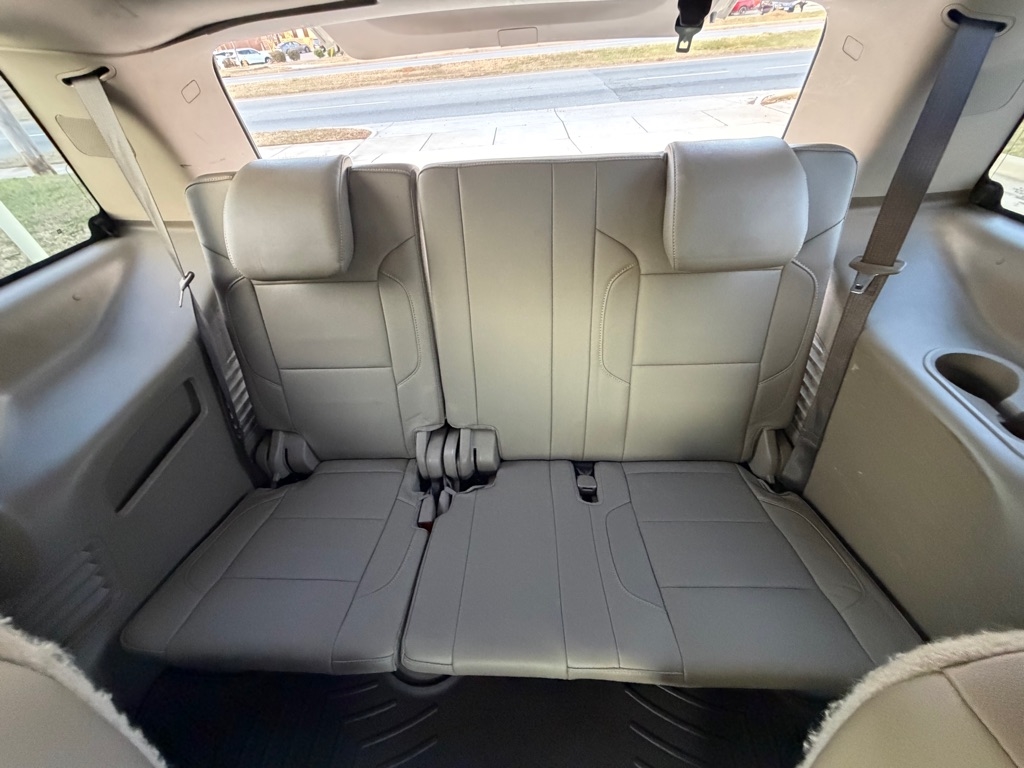 GMC Yukon SLT 4WD 2017